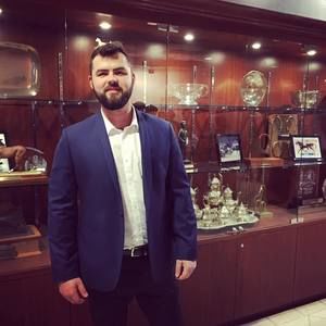 Meet your Posher, Graham